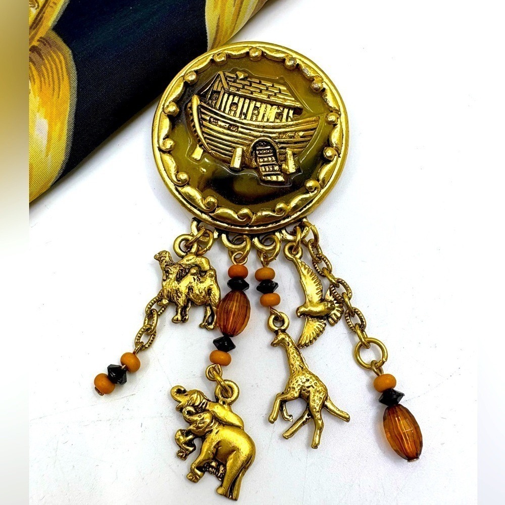 Vintage Noah's Ark Enamel Brooch